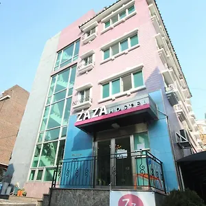 zaza-backpackers.hotels-seoul.net/
