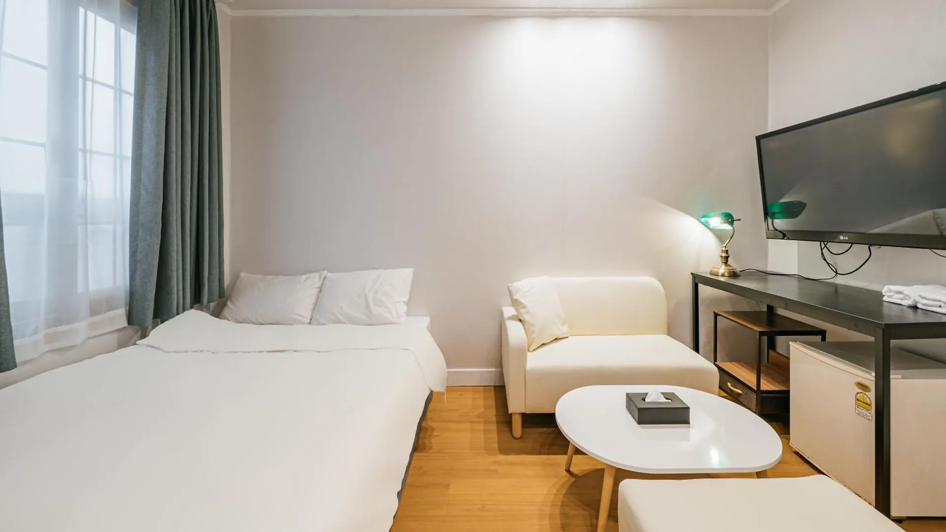 Lofy House Hostel Jeju 0*,  South Korea