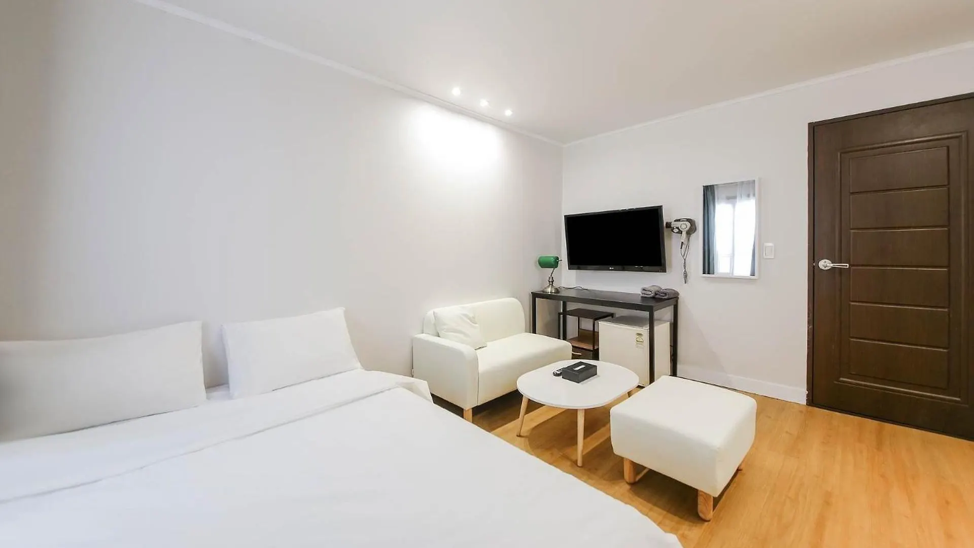 Lofy House Hostel Jeju South Korea